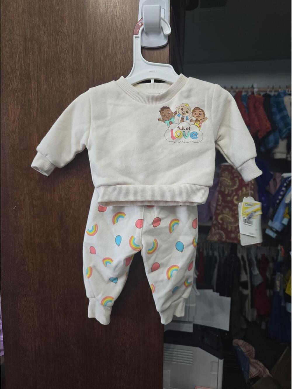 Nb cocomelon, sweatsuit, from target item 687